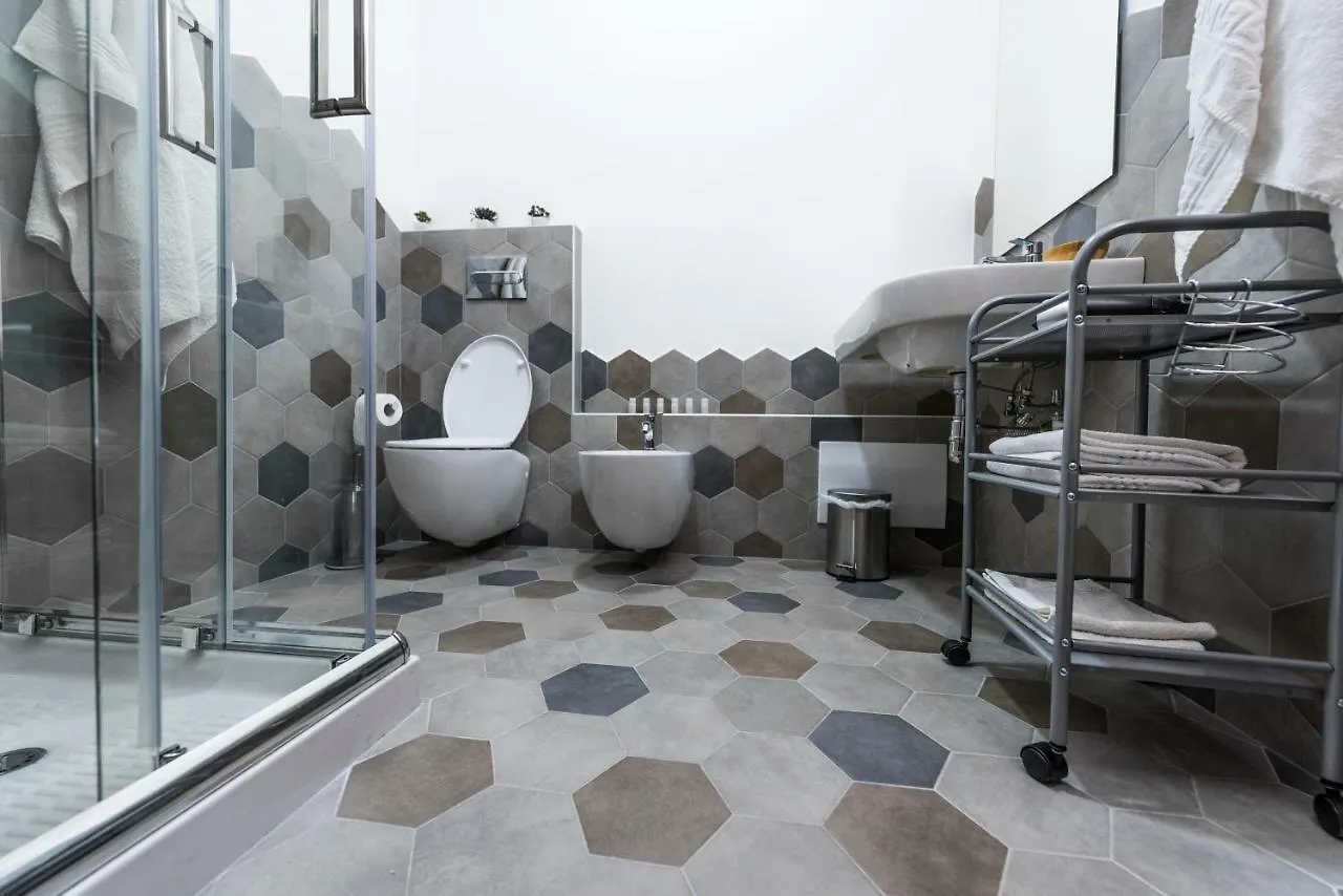 Aperture B&B Naples 3*,